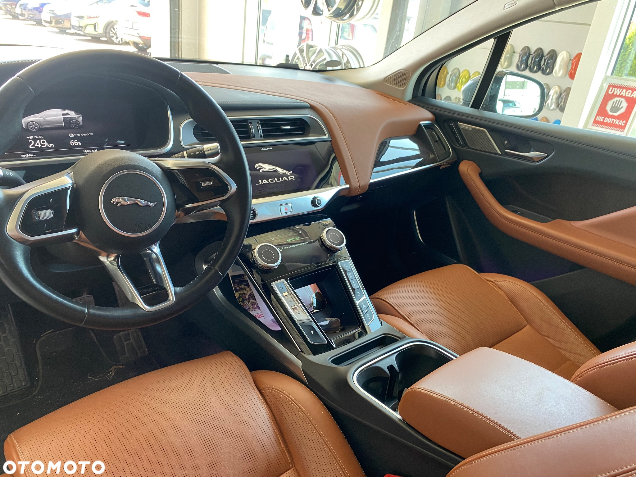 Jaguar I-Pace EV400 AWD HSE - 12