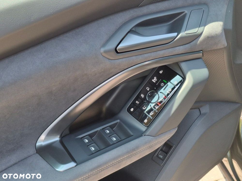 Audi Q5 Sportback - 30