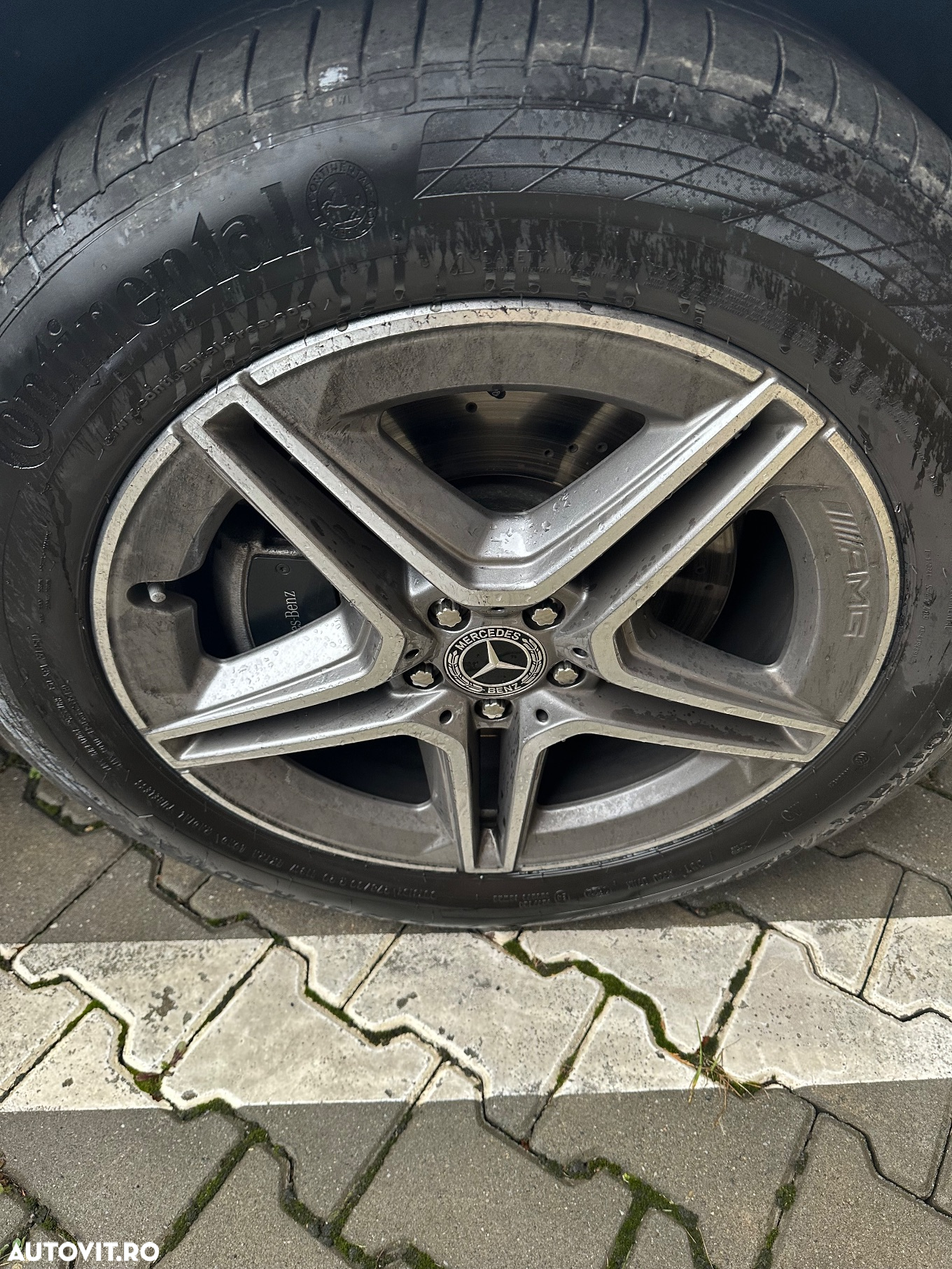 Mercedes-Benz GLE 300 d 4Matic 9G-TRONIC AMG Line - 4