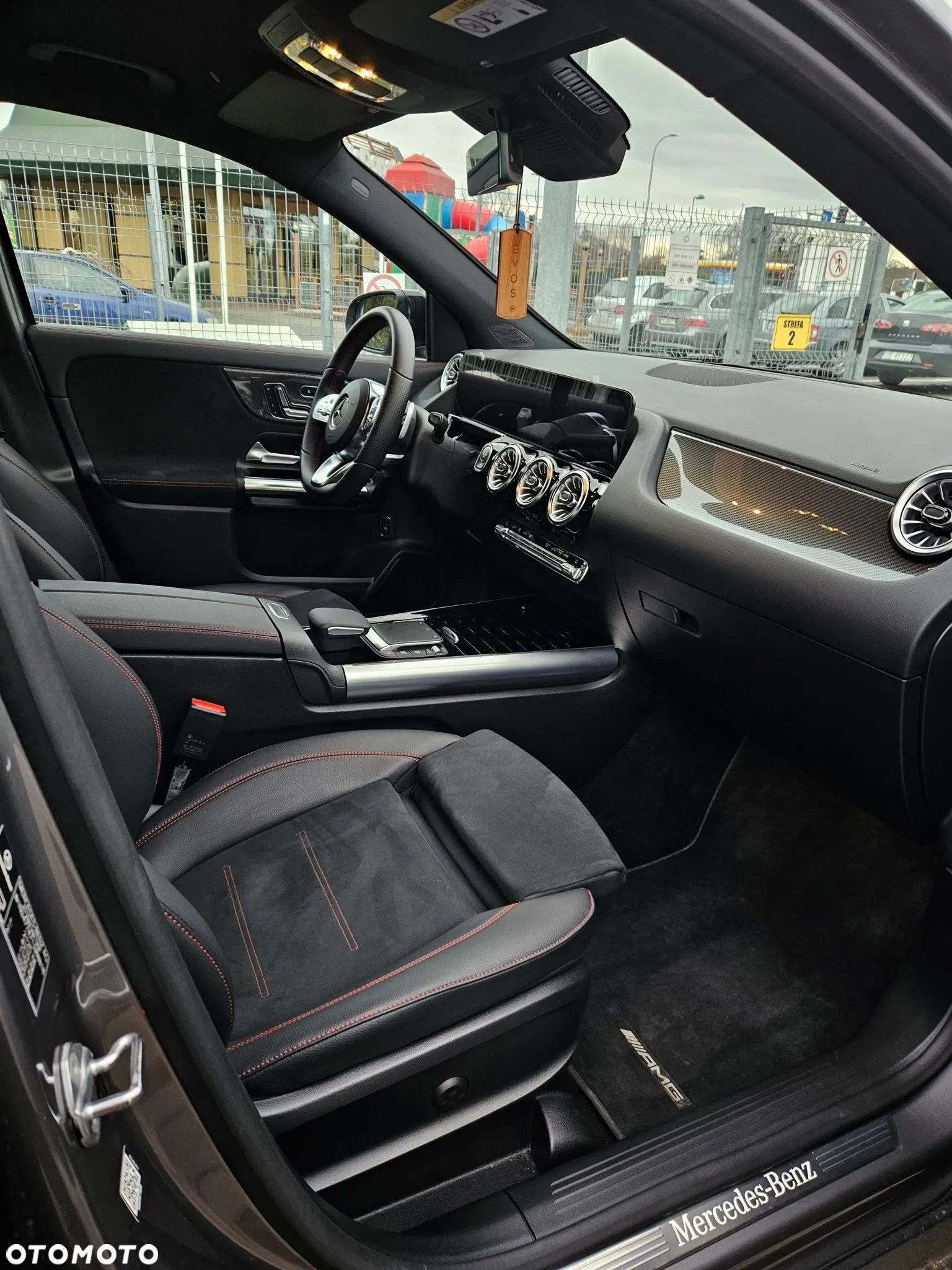 Mercedes-Benz GLA 250 4-Matic AMG Line - 8