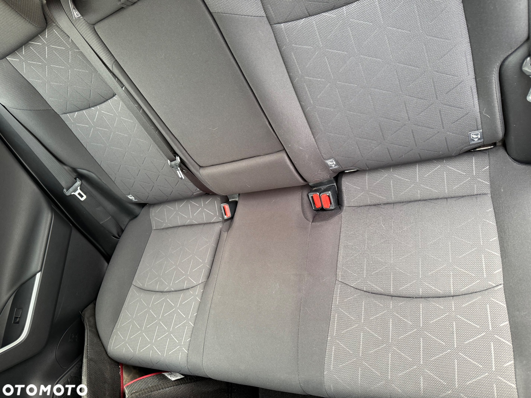 Toyota RAV4 2.5 Hybrid Comfort 4x2 - 13