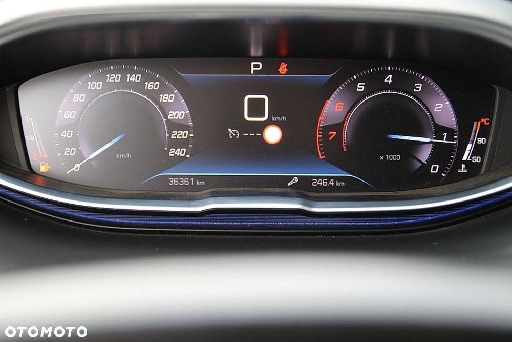 Peugeot 3008 1.2 PureTech Allure Pack S&S EAT8 - 29