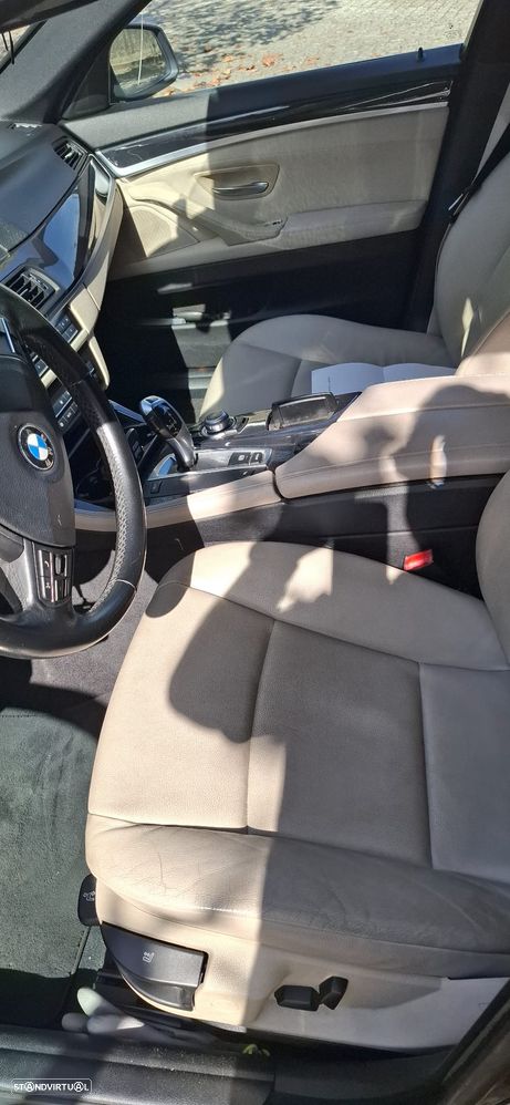 BMW 520 d Auto - 12