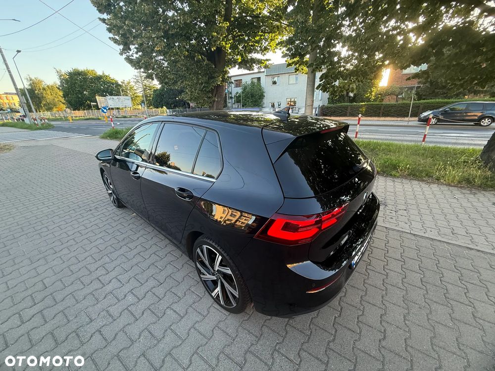 Volkswagen Golf 1.5 eTSI EVO Style DSG - 12