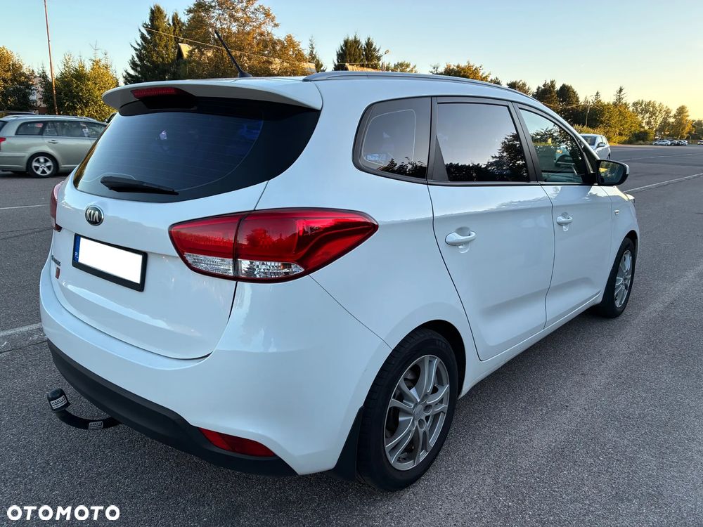 Kia Carens 1.6 GDI M - 4