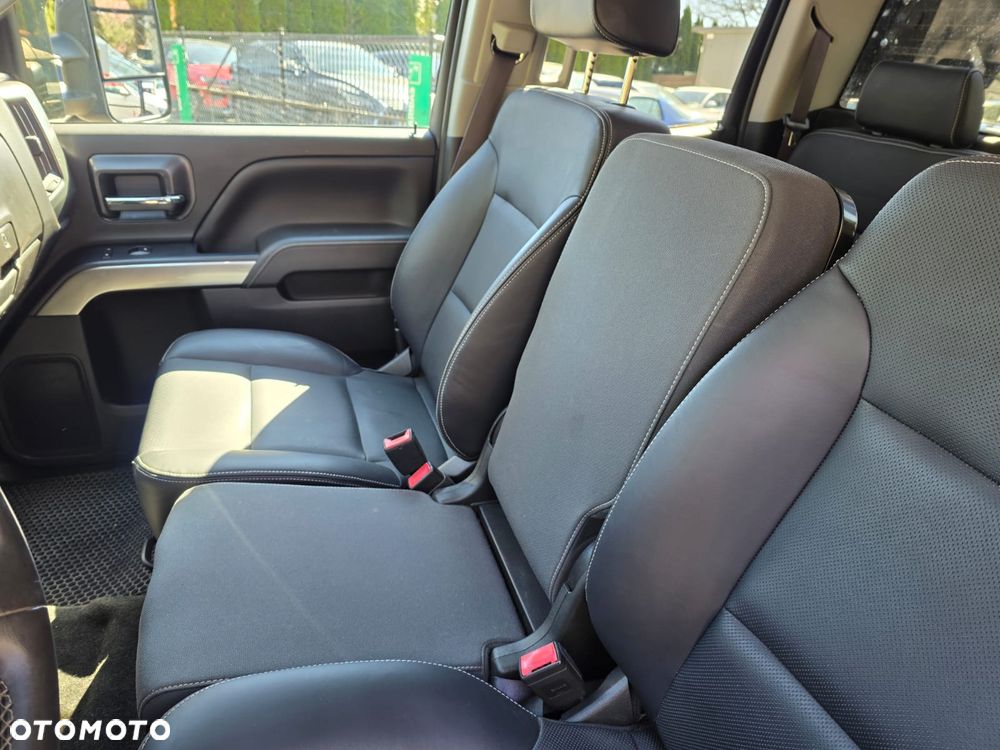 Chevrolet Silverado - 18