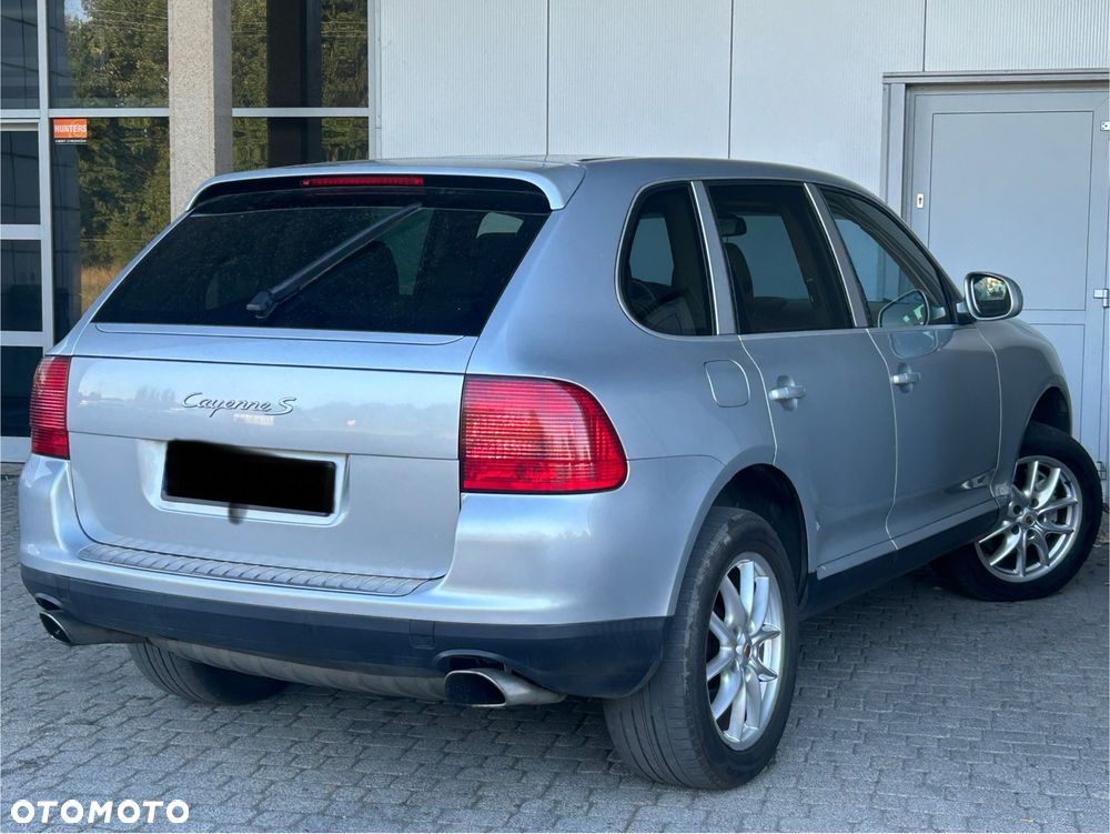 Porsche Cayenne - 3