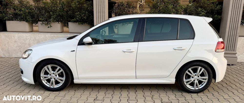 Volkswagen Golf 2.0 TDI DPF Sportline - 33