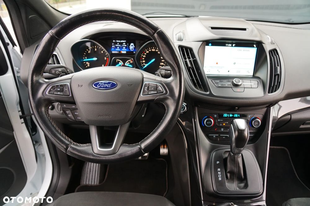 Ford Kuga 2.0 TDCi AWD ST-Line - 32