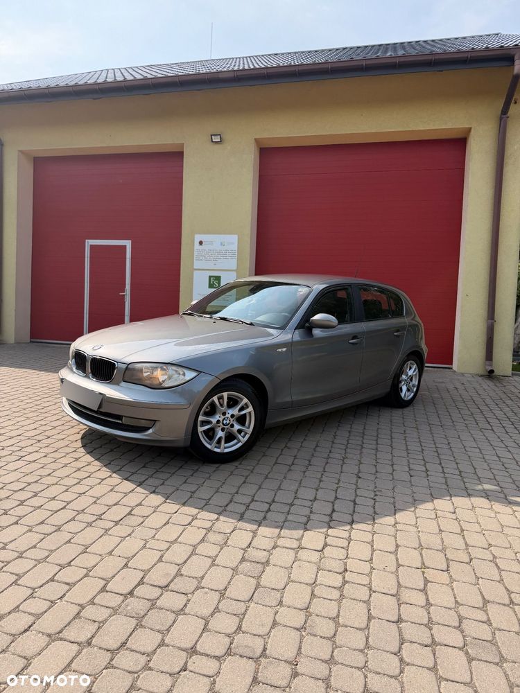 BMW Seria 1 118i Edition Sport - 8