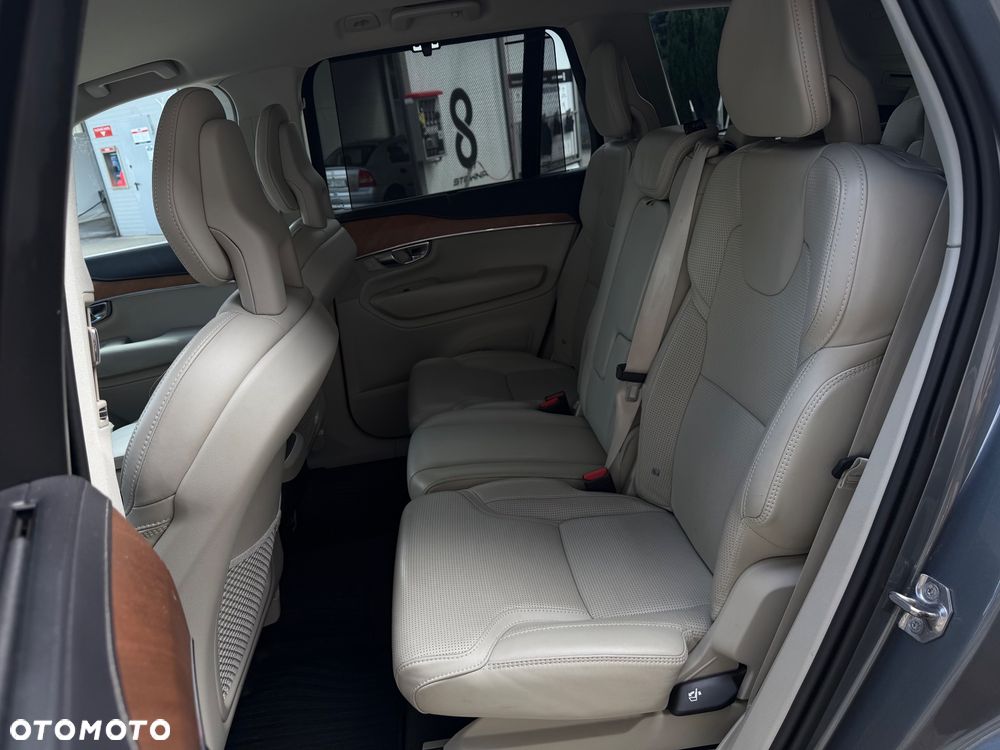 Volvo XC 90 D5 AWD Inscription 7os - 29