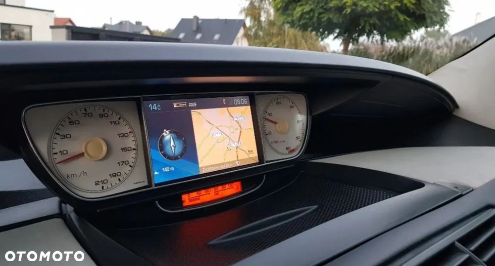 Peugeot 807 - 26