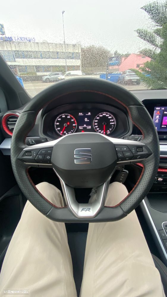 SEAT Arona 1.0 TSI FR - 31