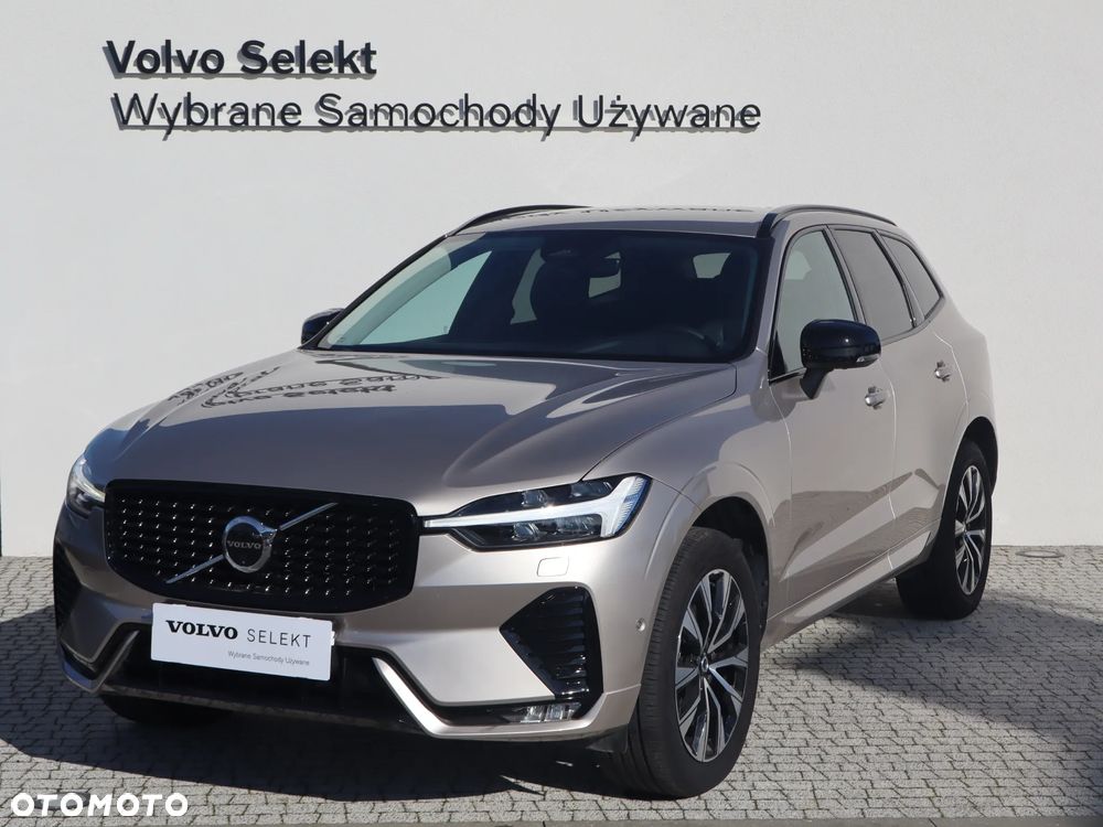 Volvo XC 60 B5 B AWD Plus Dark - 2
