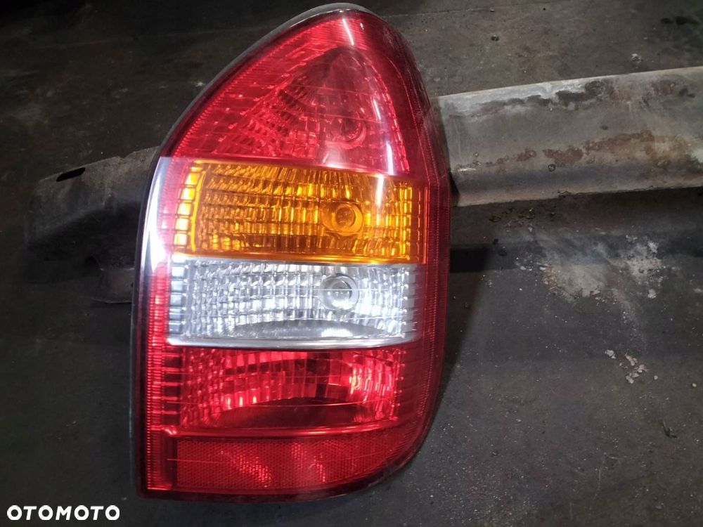 KOMPLETNY TYŁ KLAPA BAGAŻNIKA ZDERZAK TYŁ LAMPY OPEL ZAFIRA A Z147 - 4