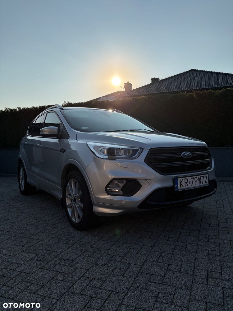 Ford Kuga 2.0 TDCi AWD ST-Line - 3