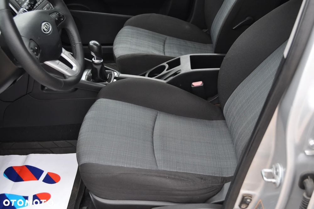 Kia Ceed 1.4 CVVT Edition 7 - 23