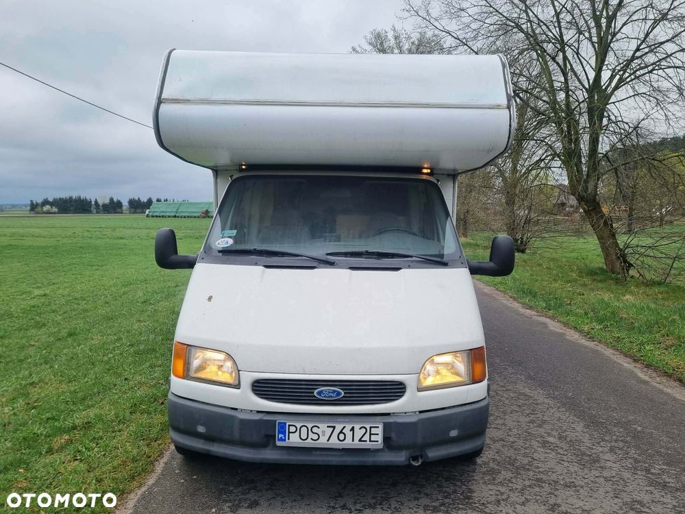 Ford Transit - 12