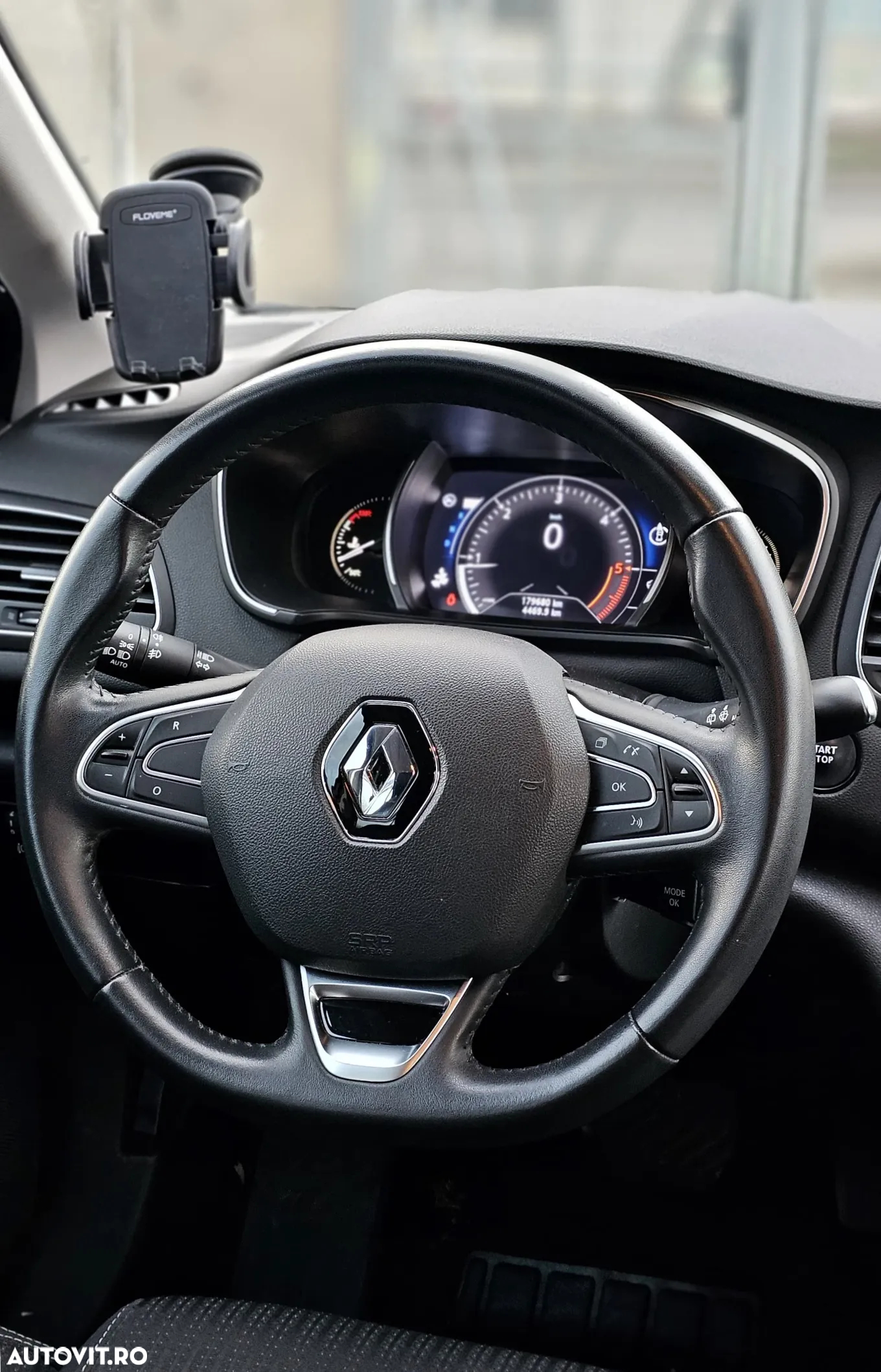Renault Megane BLUE dCi EDC Zen - 7