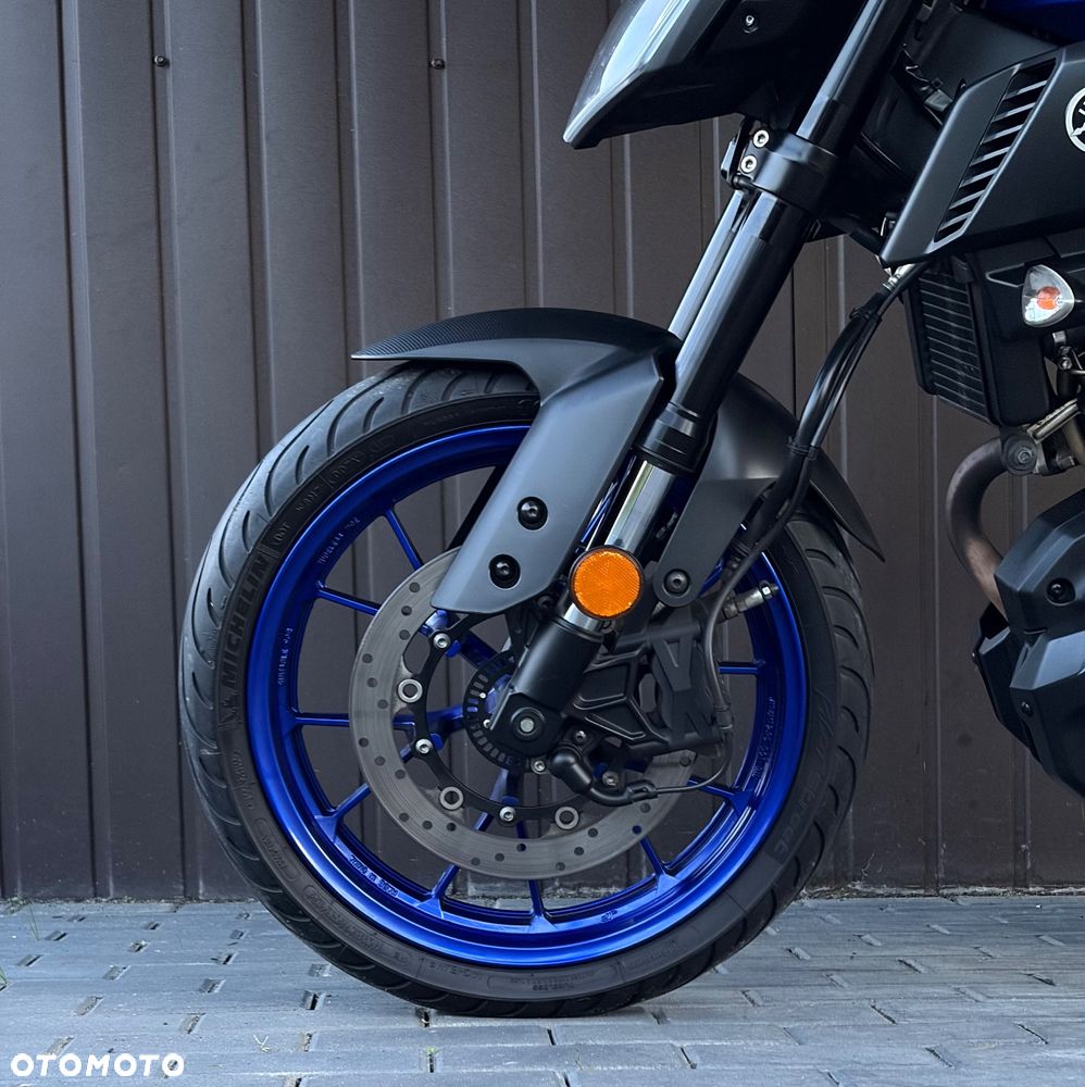 Yamaha MT - 12