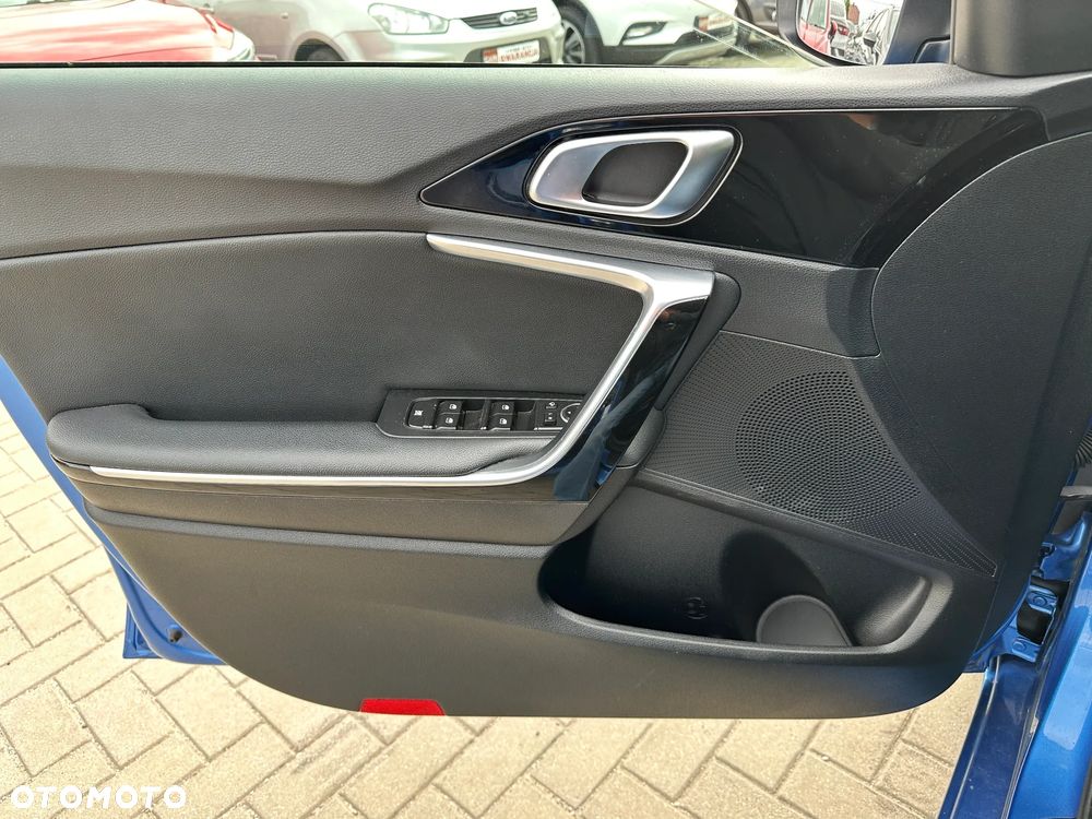 Kia Ceed - 19