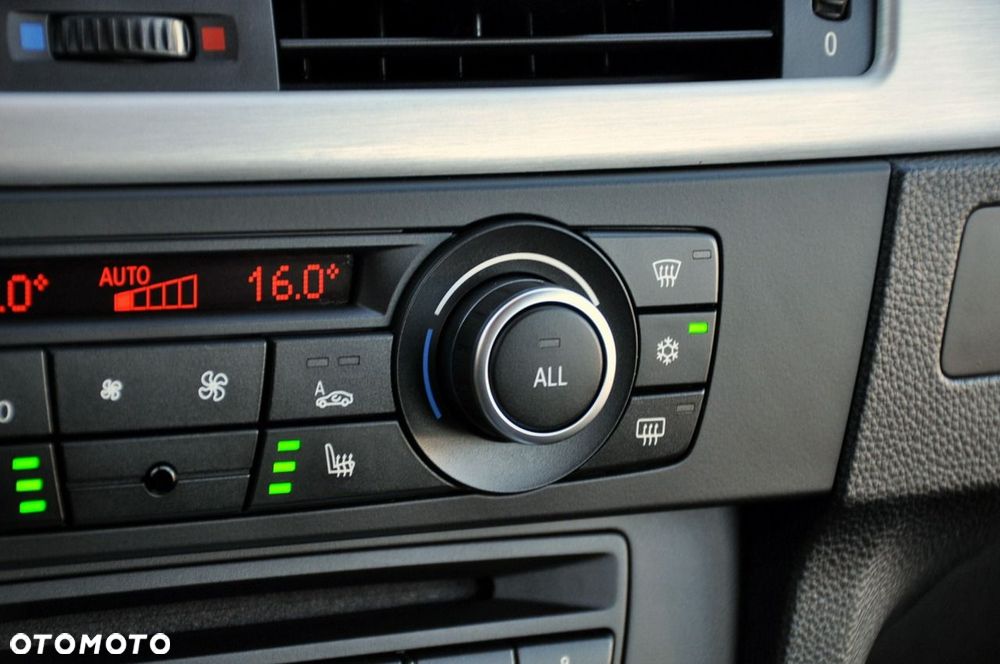 BMW Seria 3 - 34