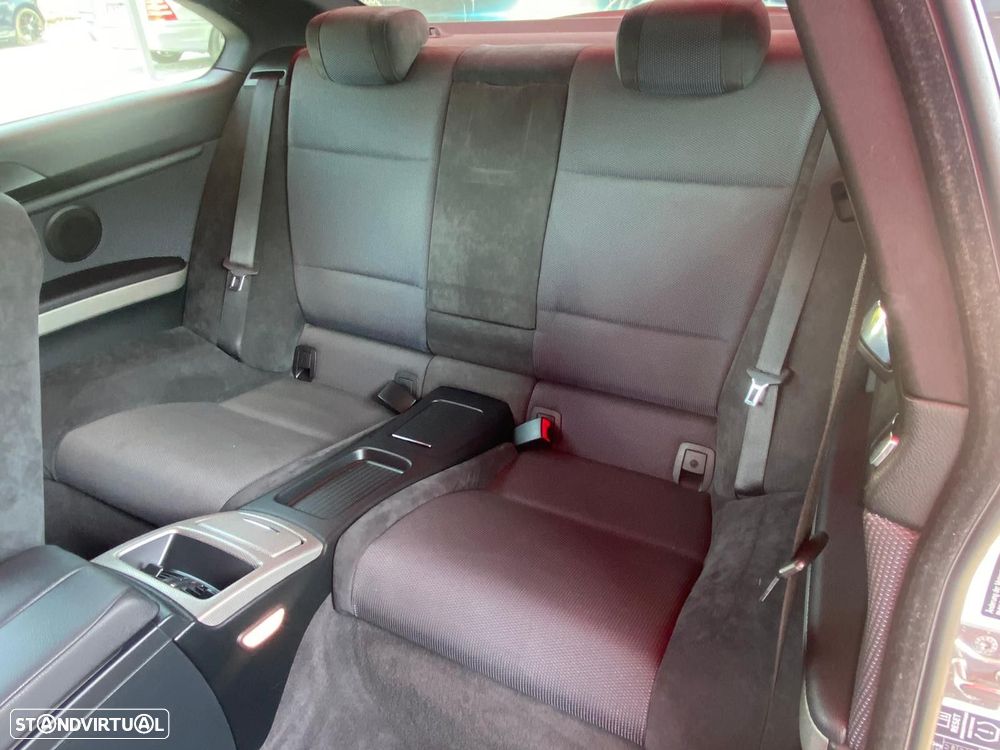 BMW 320 d Pack M - 6