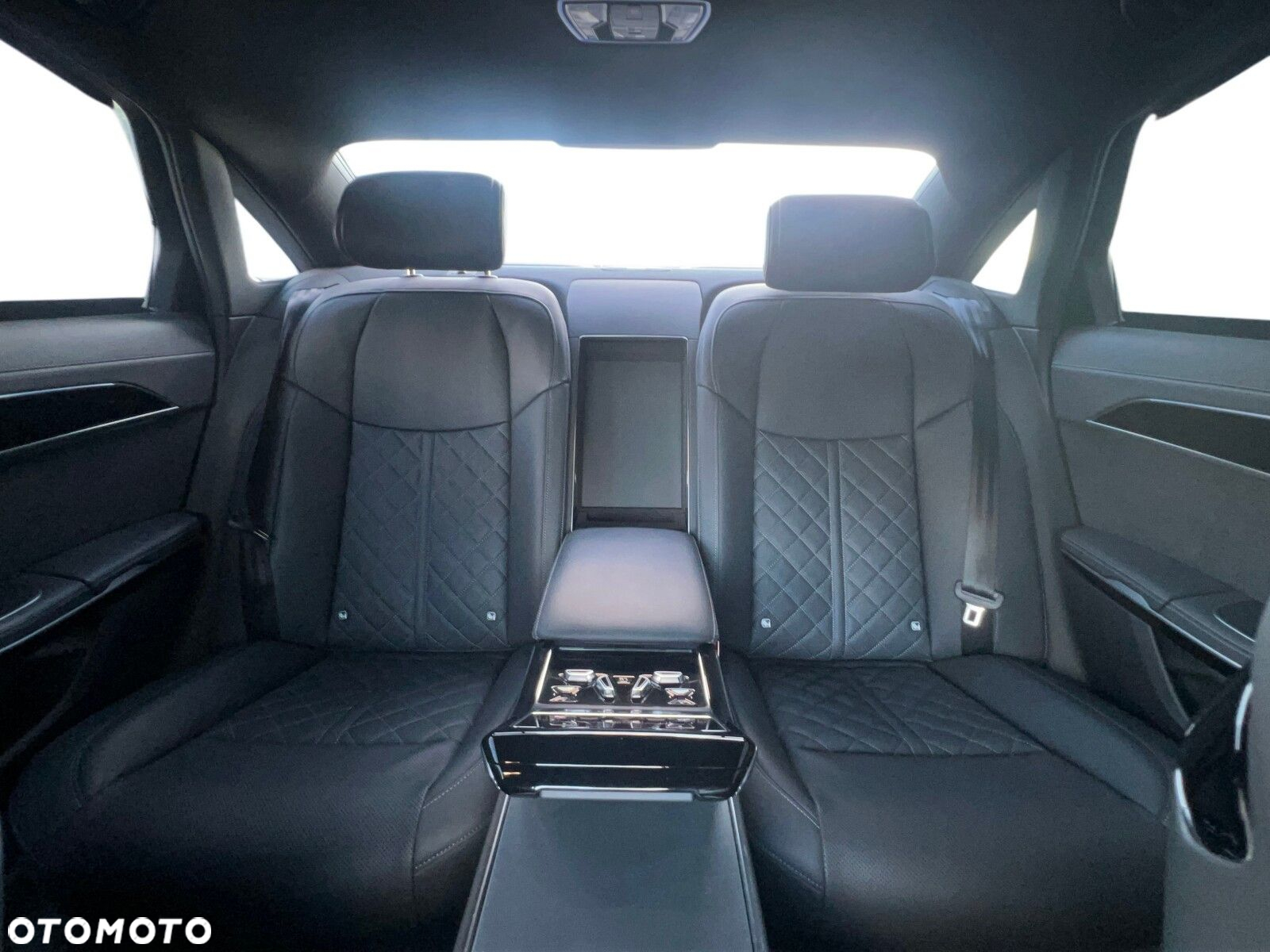 Audi A8 - 37