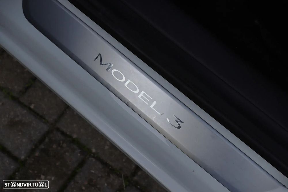Tesla Model 3 Standard RWD Plus - 14