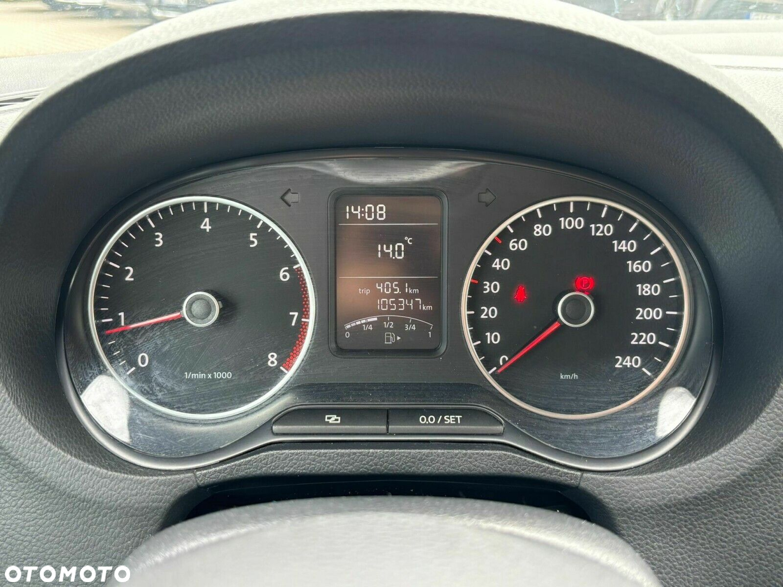 Volkswagen Polo 1.4 16V Comfortline - 15