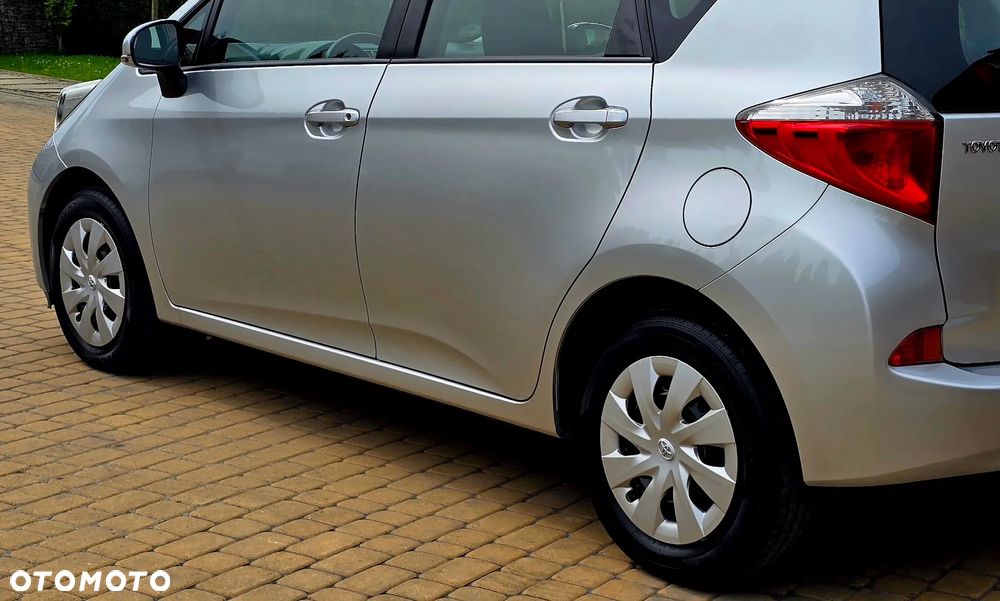 Toyota Verso S - 15