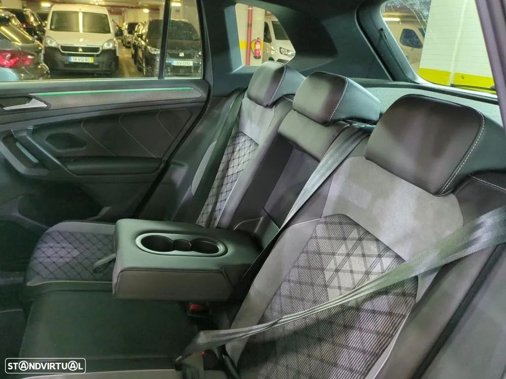 VW Tiguan 1.4 TSI eHybrid R-Line DSG - 10