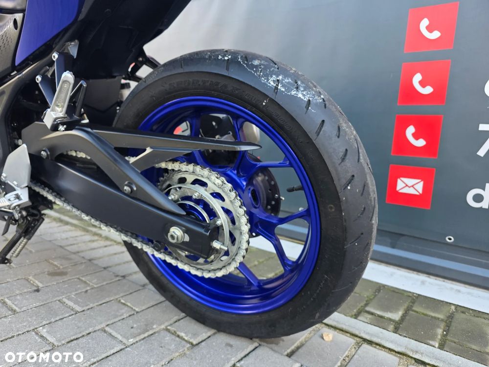 Yamaha R3 - 8