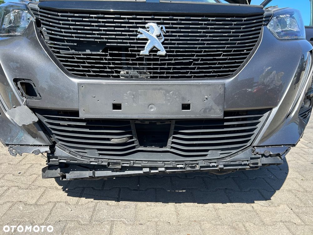 Peugeot 2008 - 9