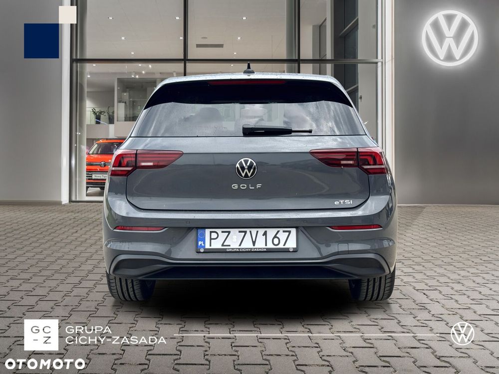 Volkswagen Golf - 5