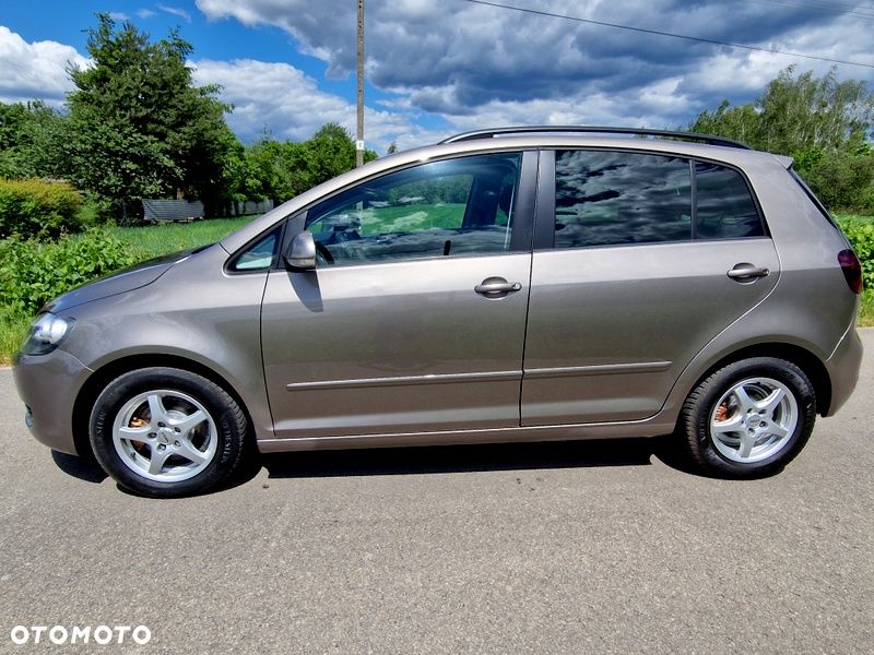 Volkswagen Golf Plus - 10