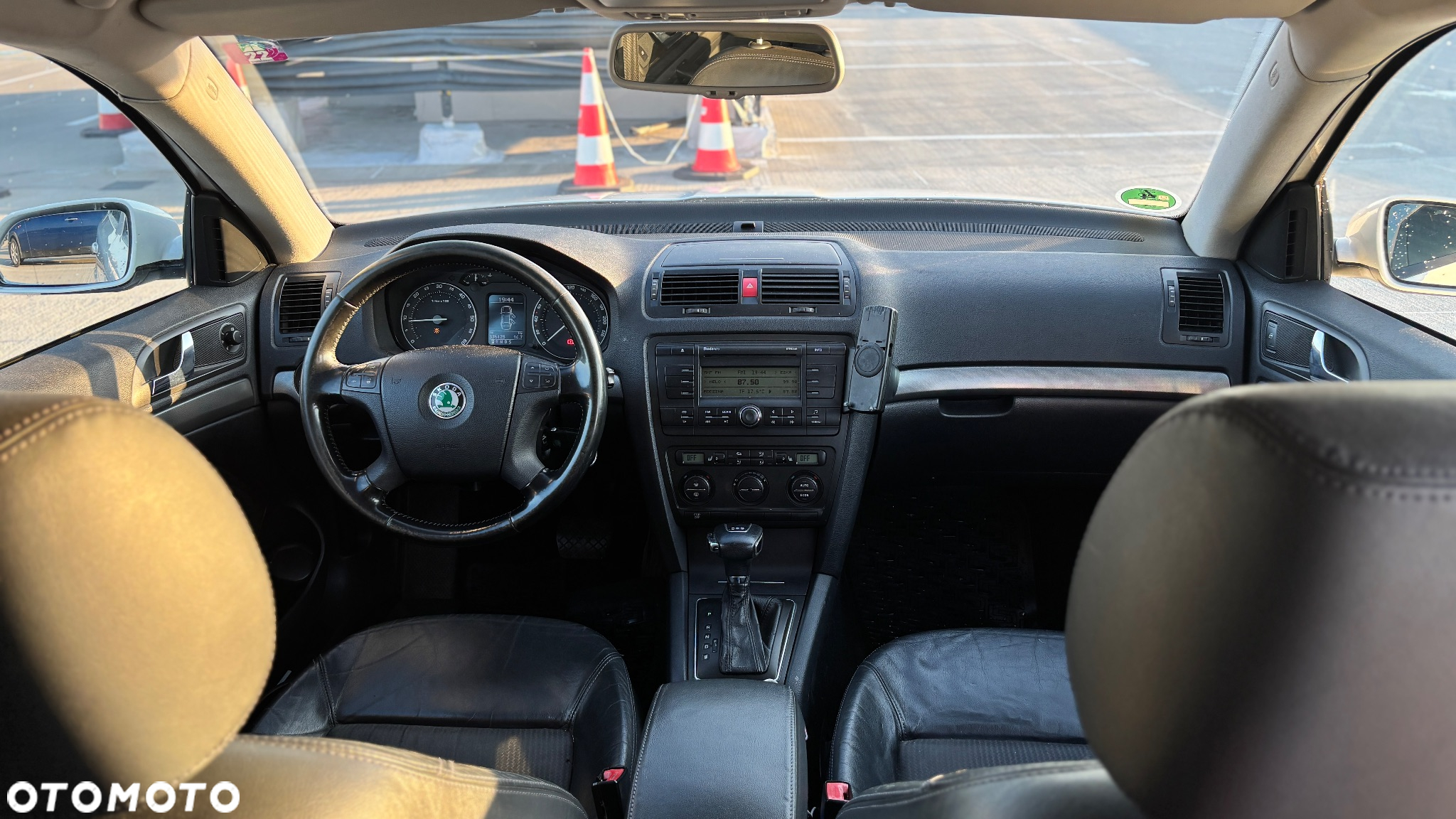 Skoda Octavia 2.0 TDI DPF DSG Elegance - 14