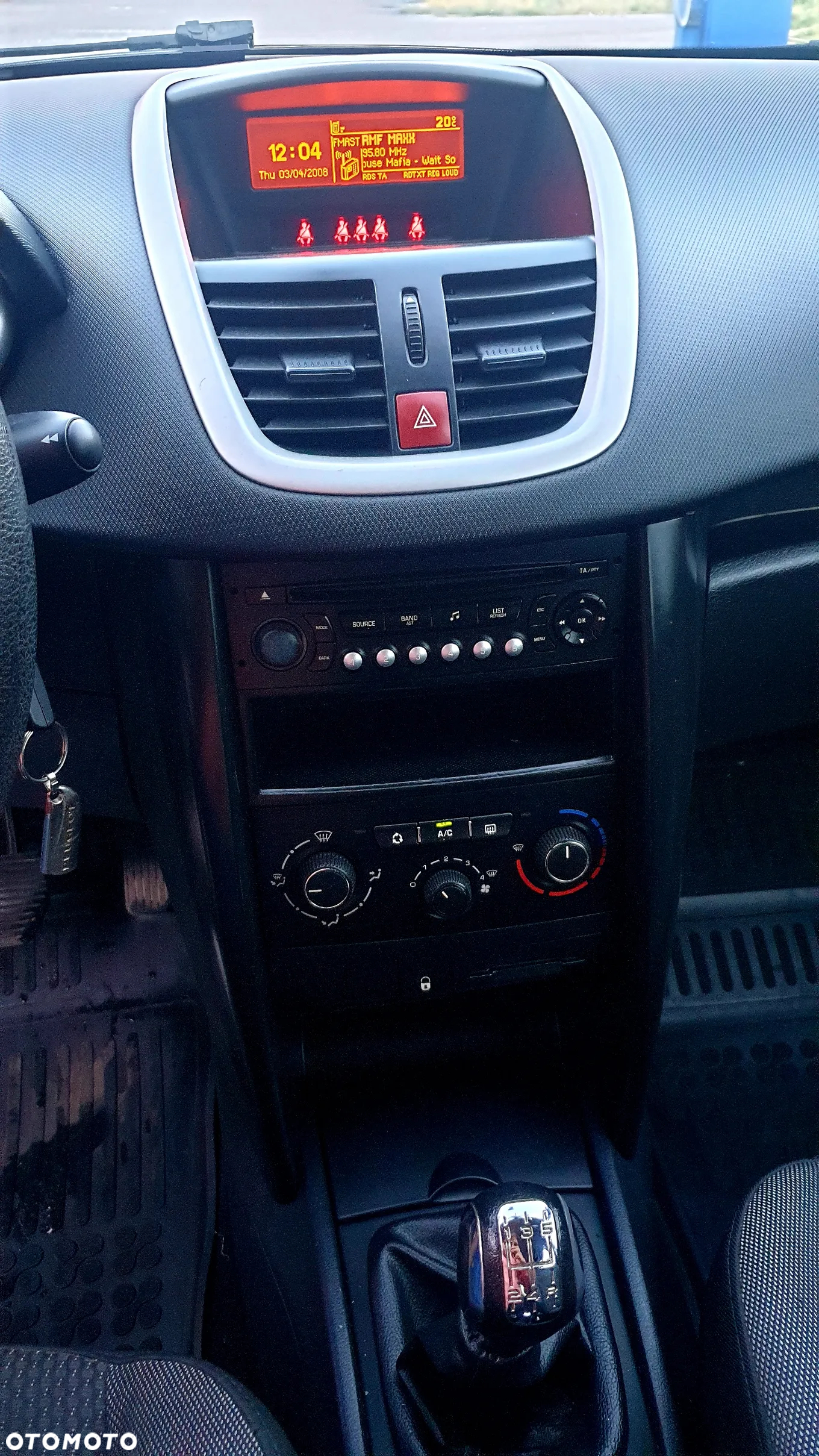 Peugeot 207 - 15
