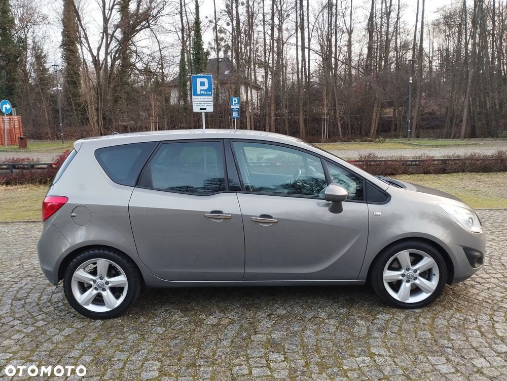 Opel Meriva - 13