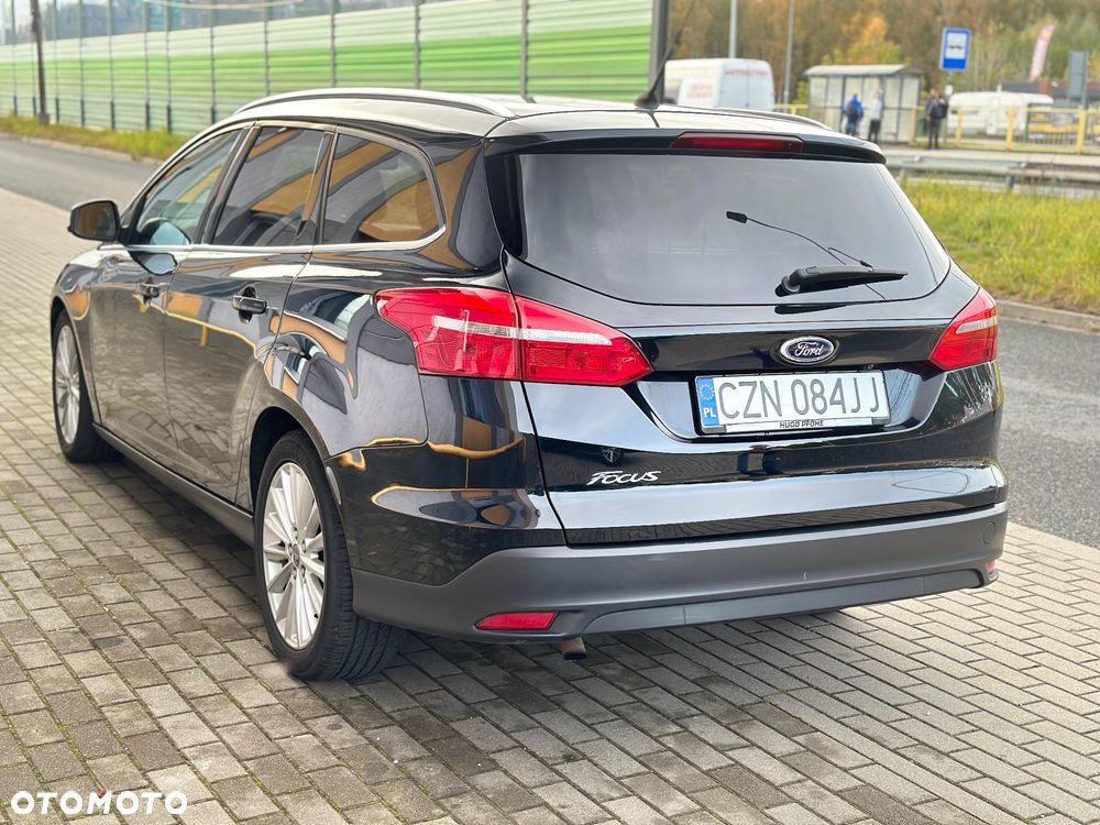 Ford Focus 1.0 EcoBoost Titanium - 5