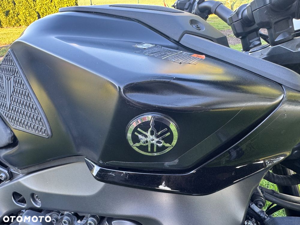 Yamaha MT - 30
