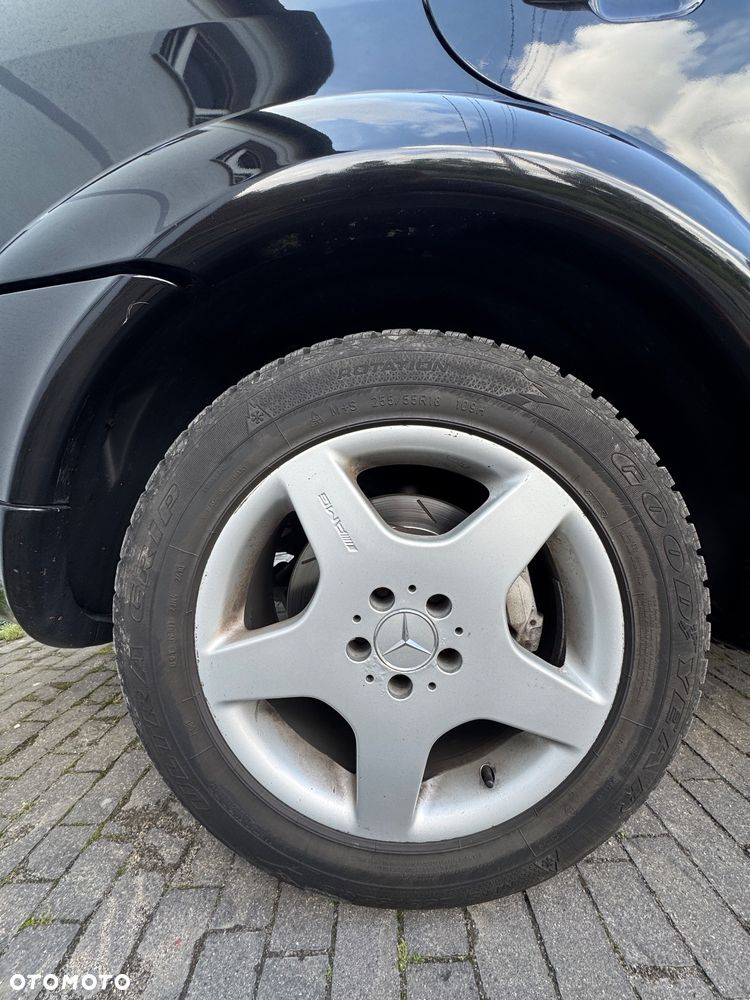 Mercedes-Benz ML - 20