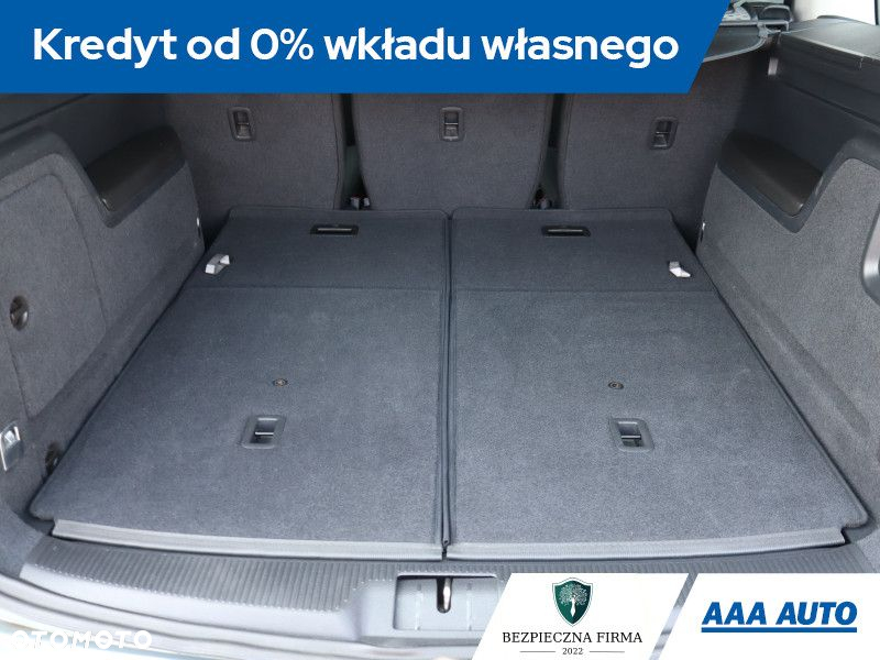 Volkswagen Sharan - 13
