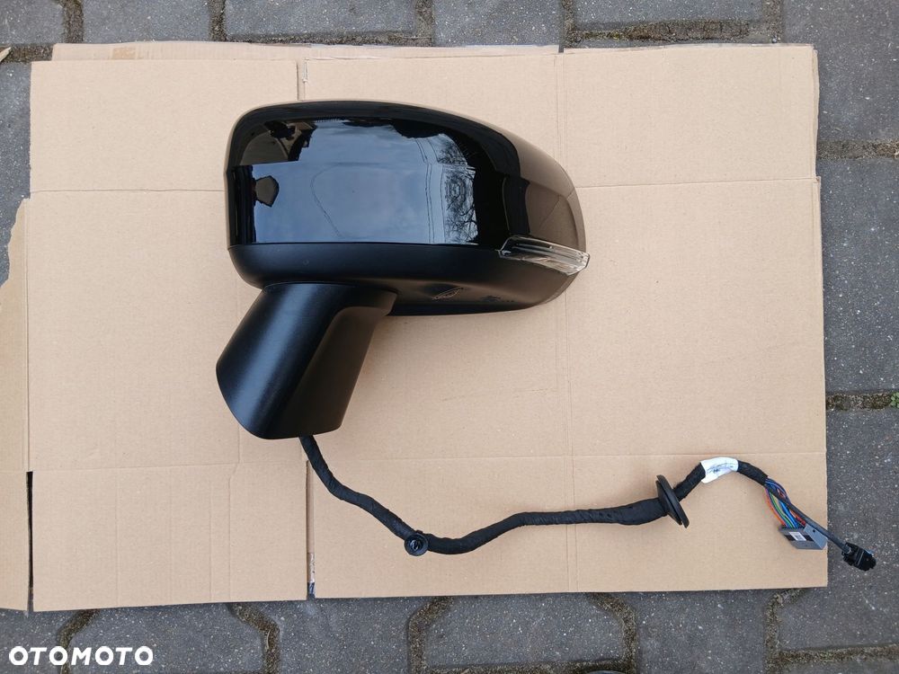 lusterko lewe 13 pin + kamera volvo xc60 ii lift kolor 019 2023r uk - 2