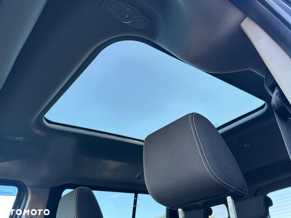 Ford Tourneo Connect Grand - 26