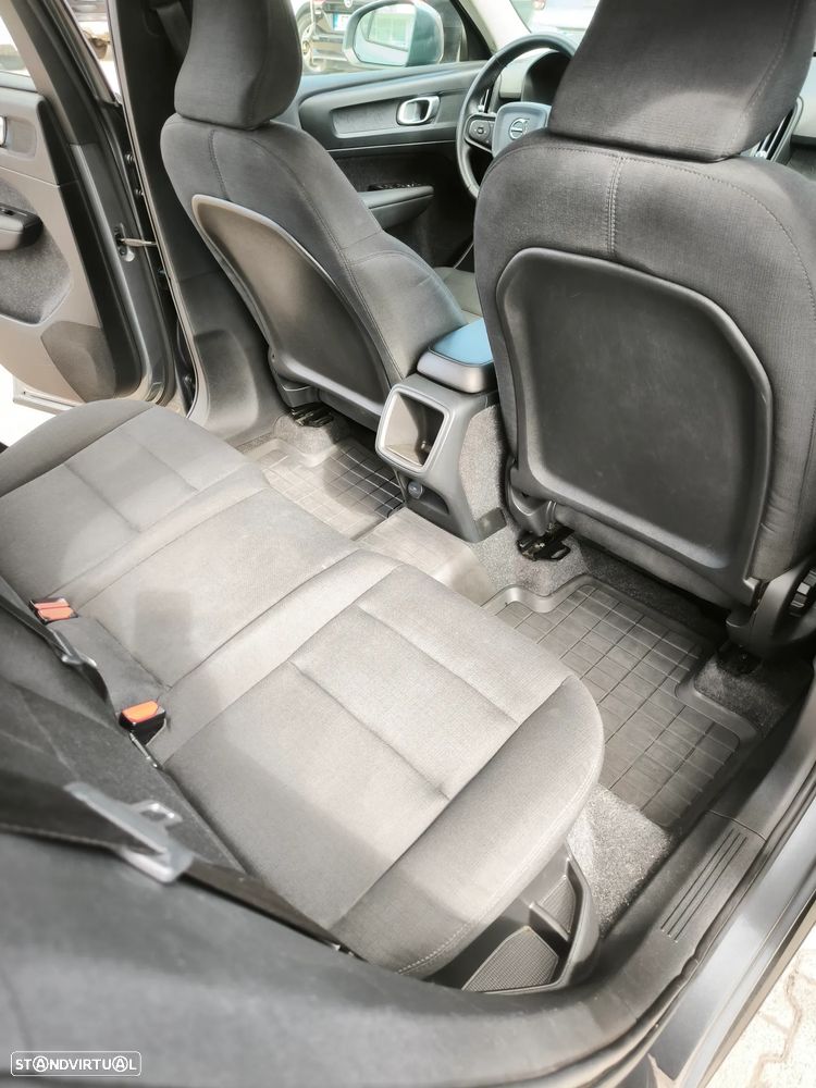 Volvo XC 40 1.5 T3 Tech Edition - 15