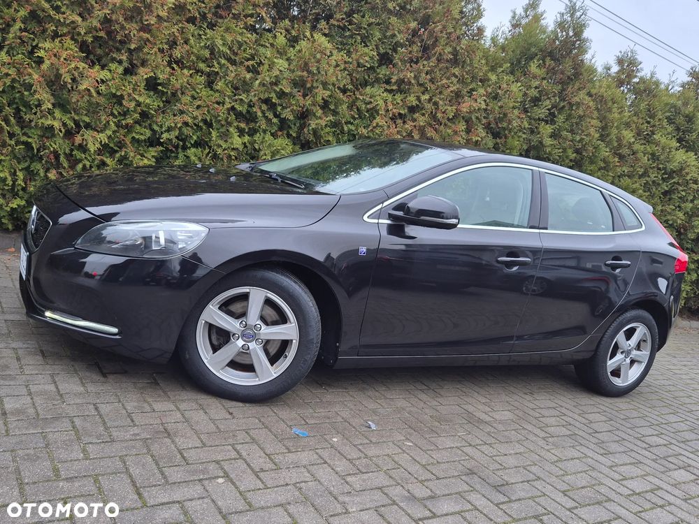 Volvo V40 D2 Drive-E Ocean Race - 4