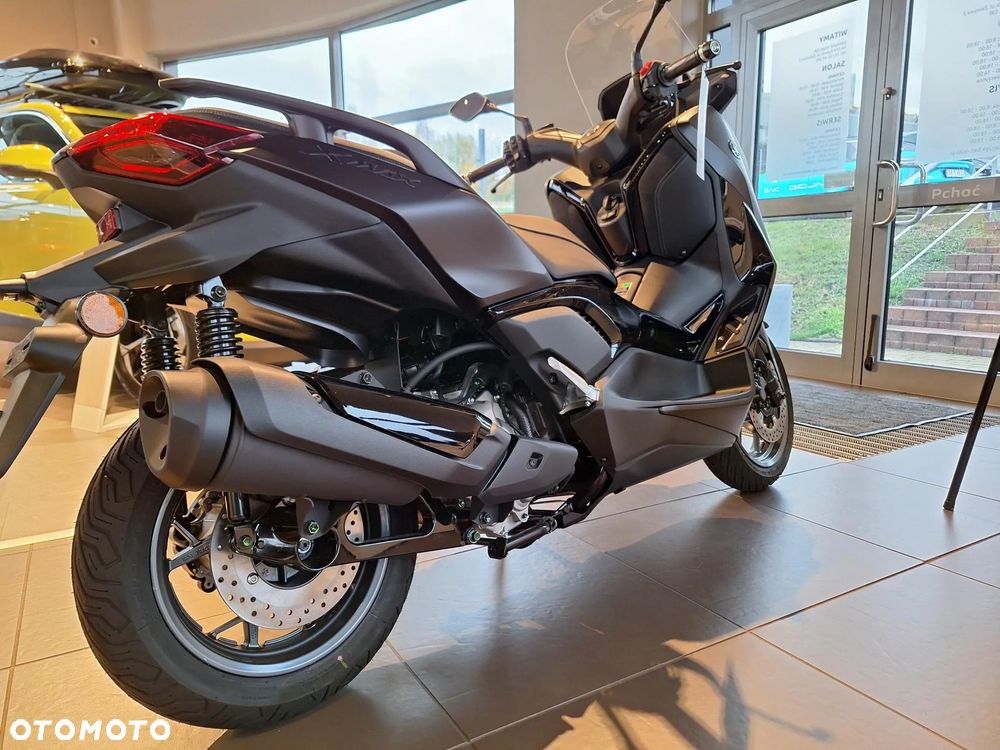 Yamaha X-max - 6
