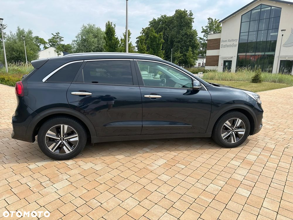 Kia Niro 1.6 GDI Hybrid L Business Line - 3