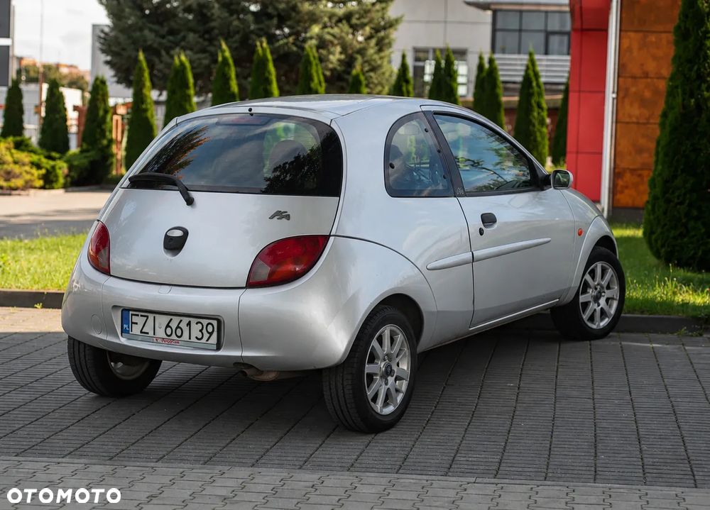 Ford KA 1.3 Milenium - 4